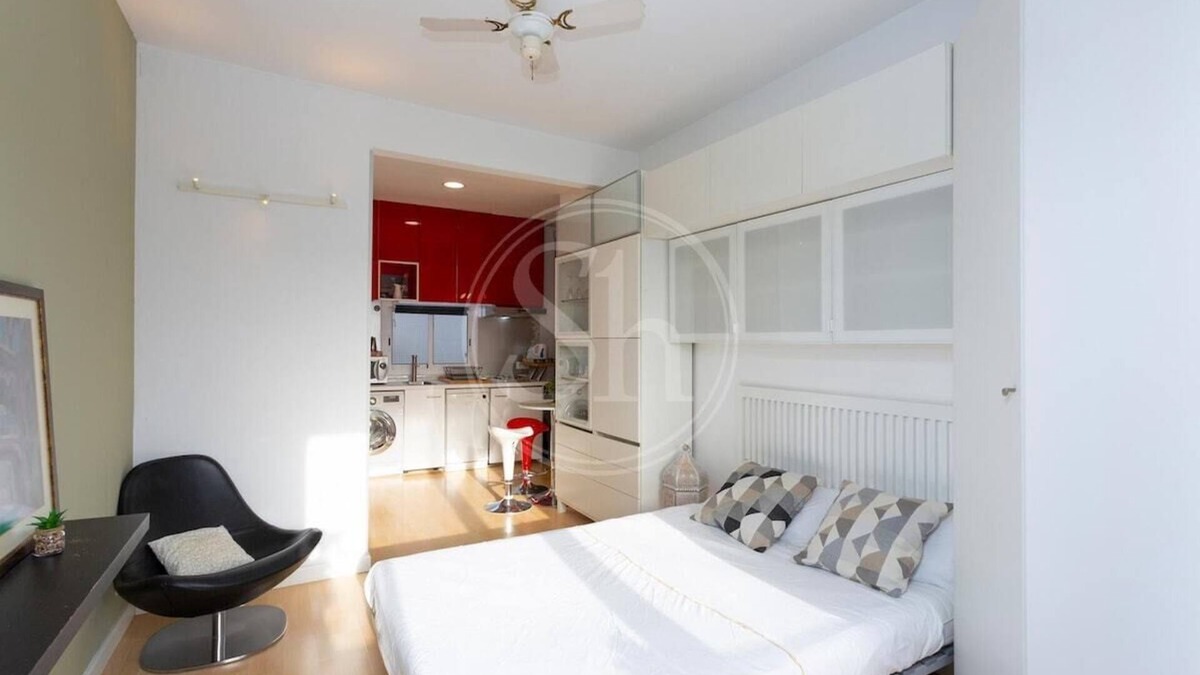 El Guinardo Apartment | Studio for 2 Hospital Sant Pau