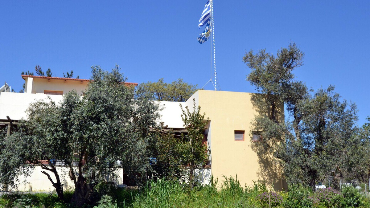 Agkouseliana Apartment | Studio for two. Centrally located, between Plakias and Rethymnon. On the E4