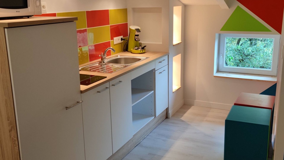 Saint-Christol-Les-Ales Apartment | Studio Harlequin, very colorful ideal for young people.