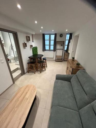 Saint-Donat-sur-l'Herbasse Apartment | Studio chez Mumu