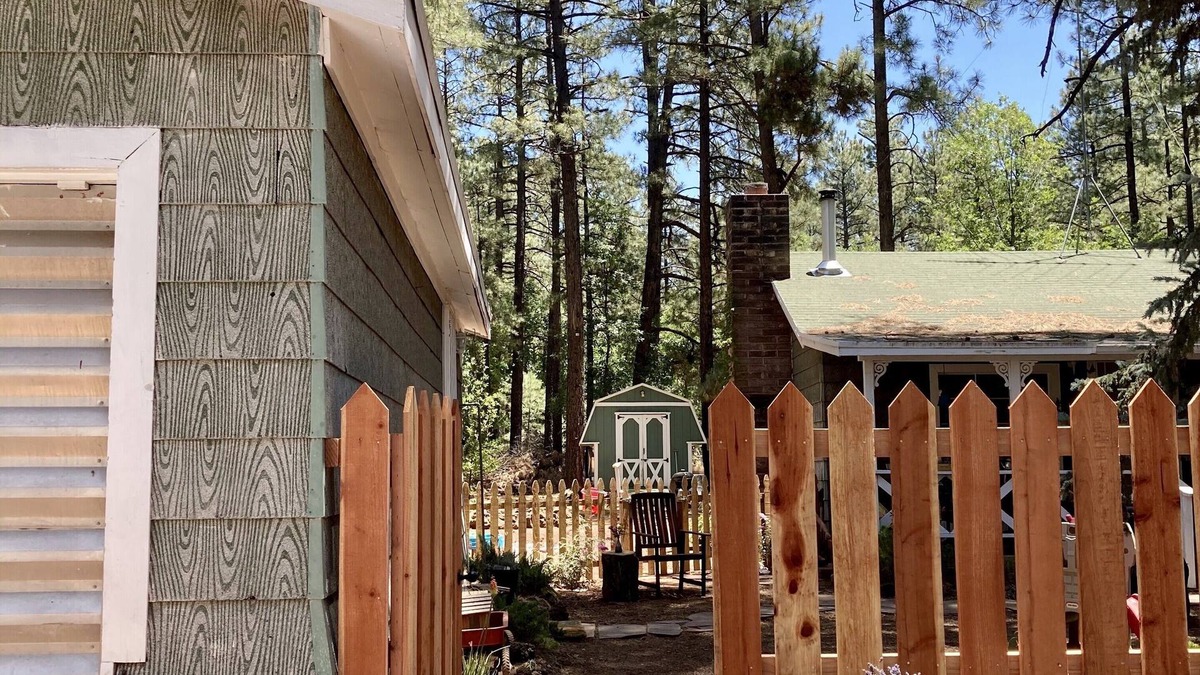 Pinetop Cottage | STUDIO GUEST COTTAGE ON THE NATIONAL FOREST