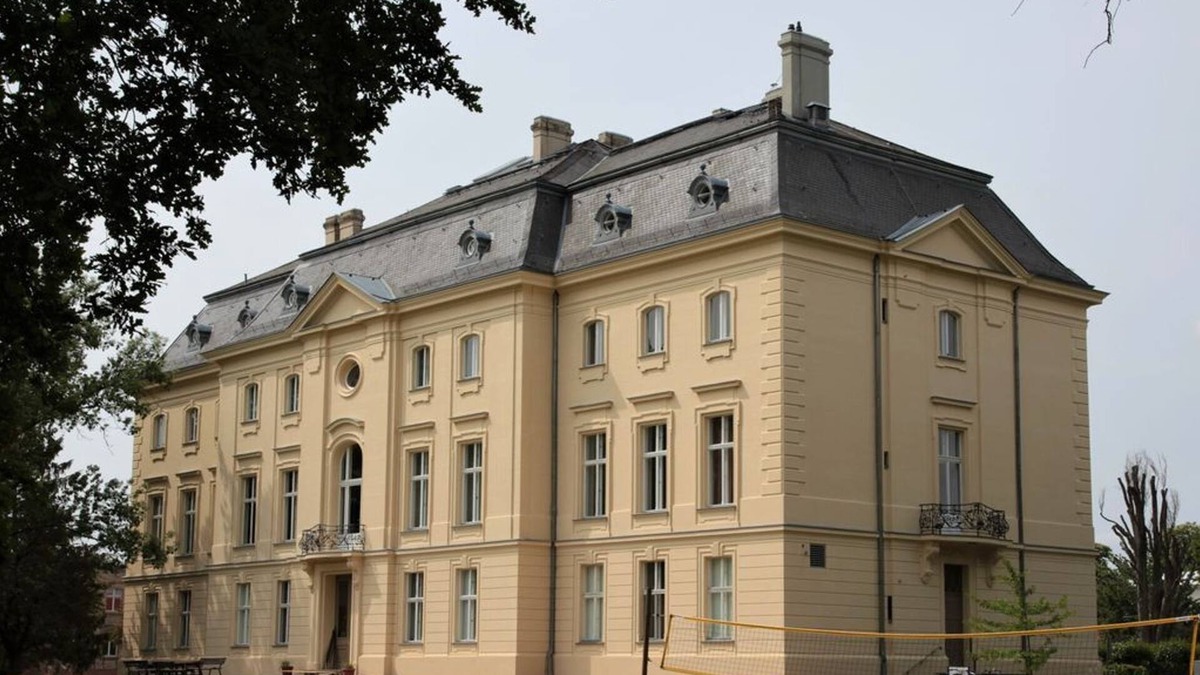 Muncheberg Apartment | Studio - Gustav Seitz Guesthouse