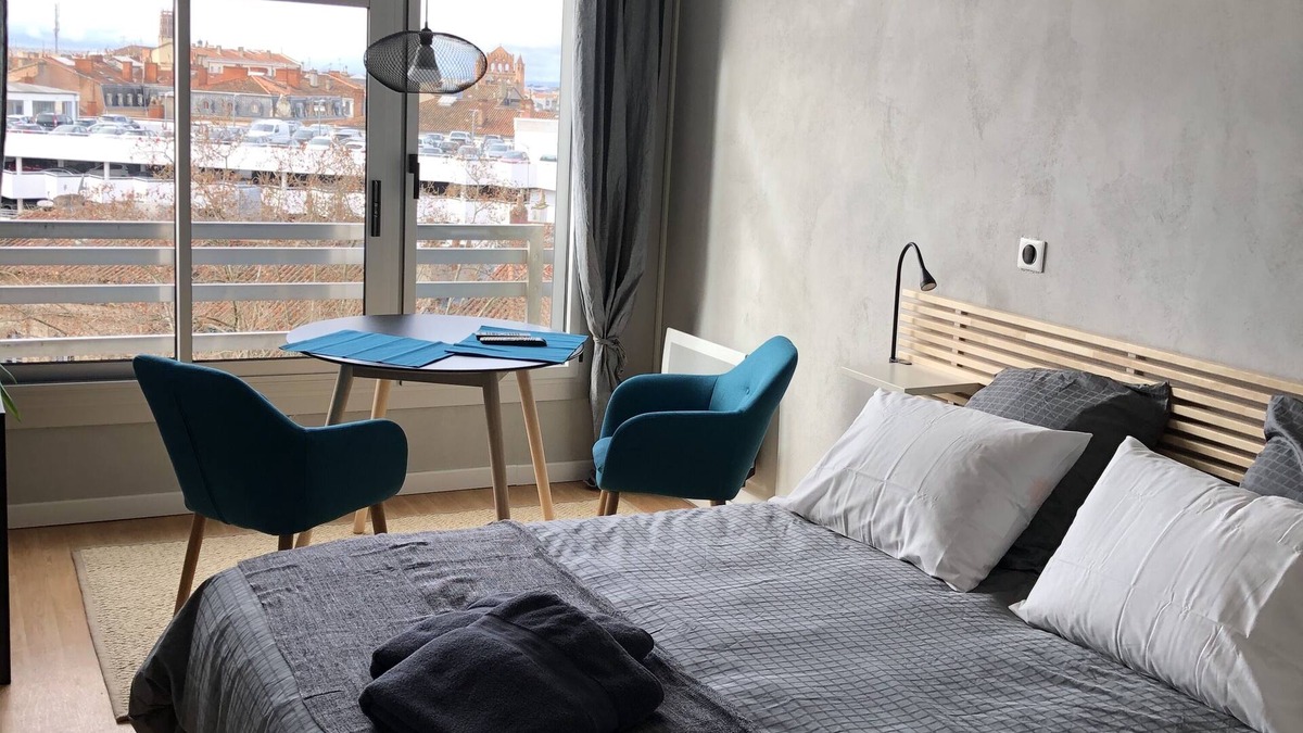 Les Chalets - Saint-Aubin - Saint-Etienne Apartment | STUDIO HYPER CENTER WITH PARKING