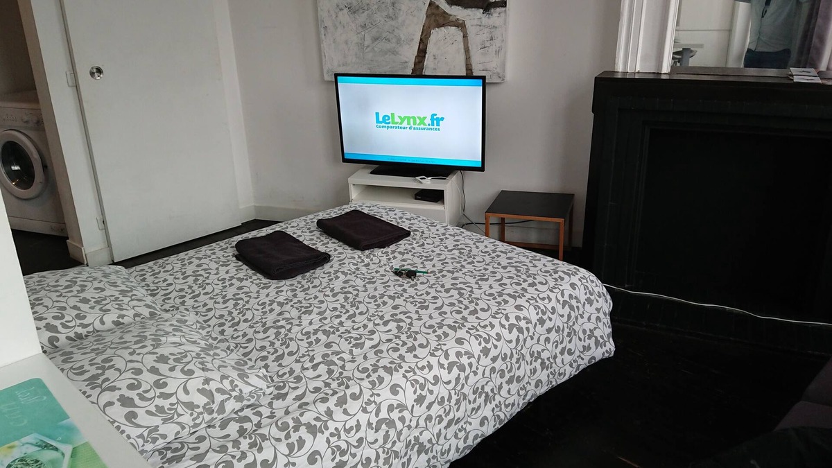 Lille Sud Apartment | Studio Hypercentre closed to stations and metro