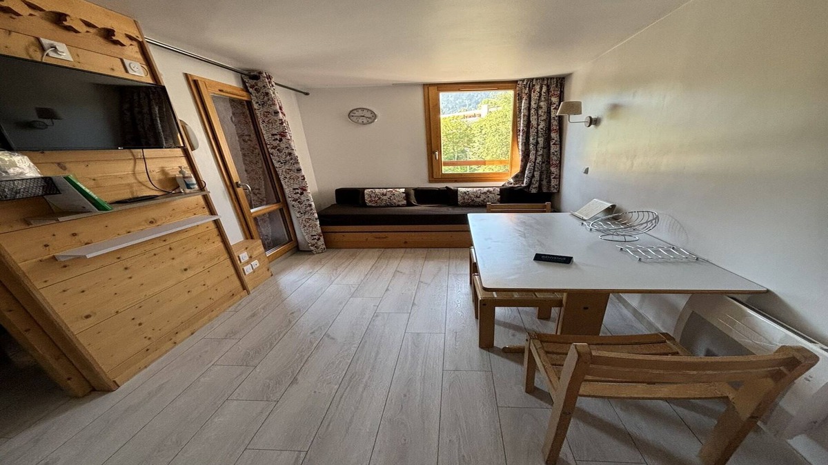 Doucy-Combelouviere House | Studio in France with Ski Slope Access
