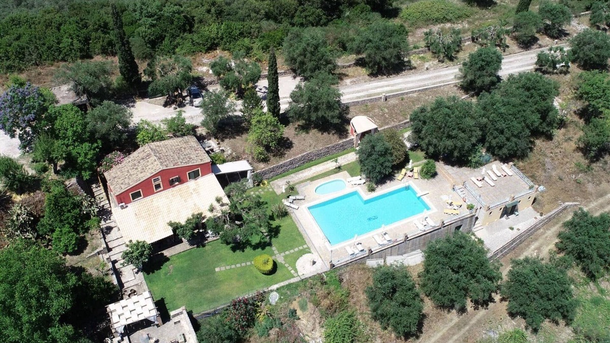 Paleokastritsa Apartment | Studio in Paleokastrites with Pool & Near Sea