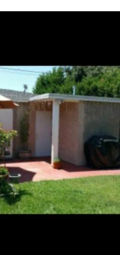 Lawndale Apartment | Studio in Southbay close to the beach SoFi stadium LAX