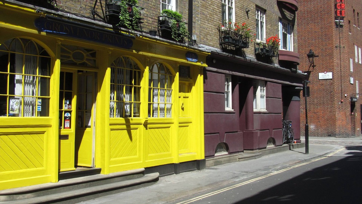 Covent Garden Apartment | Studio in the heart of Covent Garden and next to all central London sights