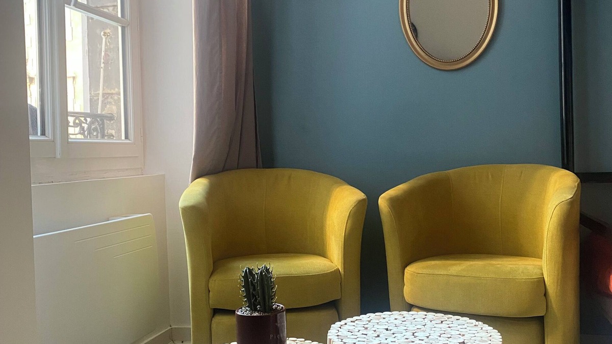 Mont-Dore Apartment | Studio in the heart of downtown located in the former Palace du Mont dore