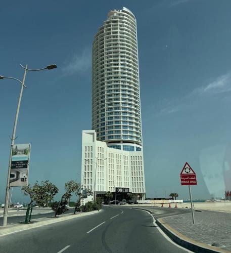 Manama Apartment | Studio in Water Garden