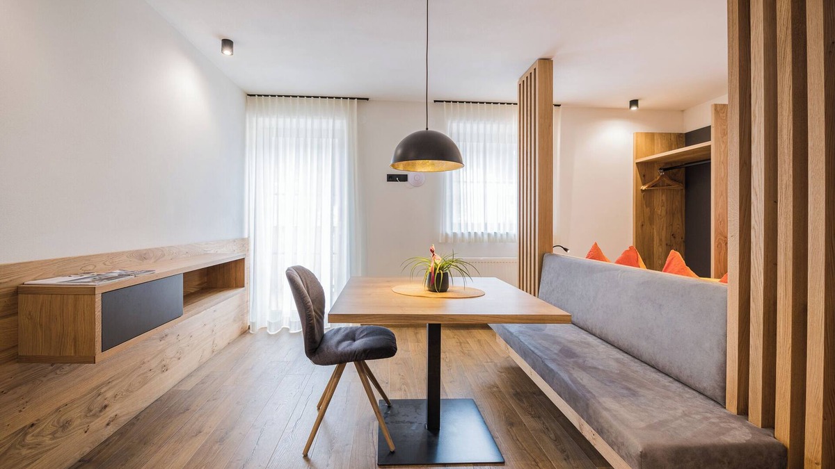 Vierschach Apartment | Studio 'Kuenz Dolomites 2' with Mountain View, Garden & Wi-Fi