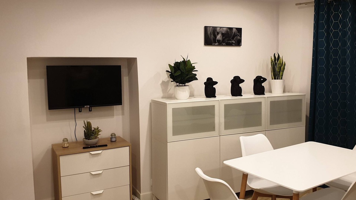 Saint-Ouen-l'Aumone Apartment | Studio Le Petit Marbré
