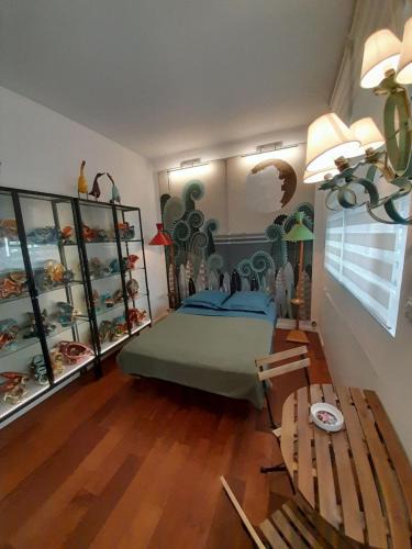 Les Cinq Avenues Apartment | Studio Marseille
