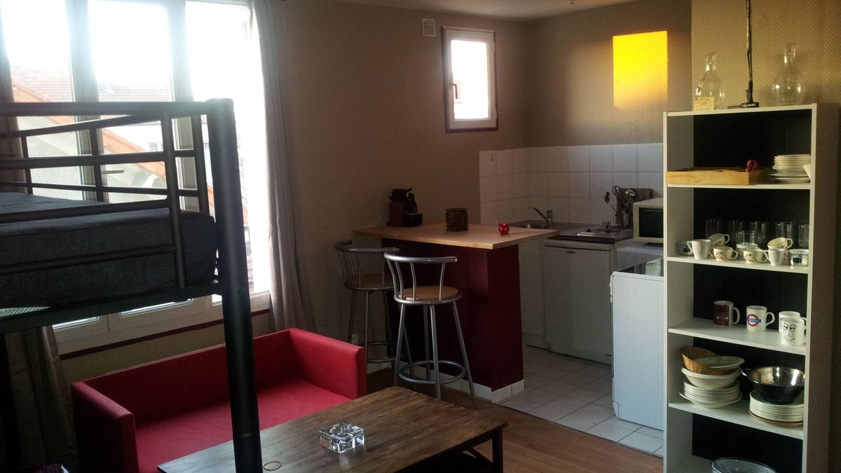 Bagnolet Apartment | Studio near Paris Métro Robespierre