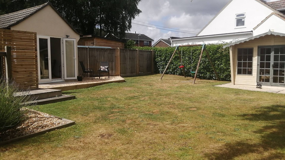 Sandford Apartment | Studio @ No28 Peaceful Garden Annexe