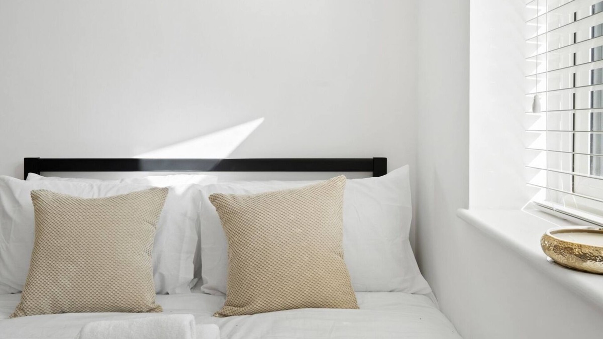 Woodside Apartment | Studio - Norwood Junction - B4