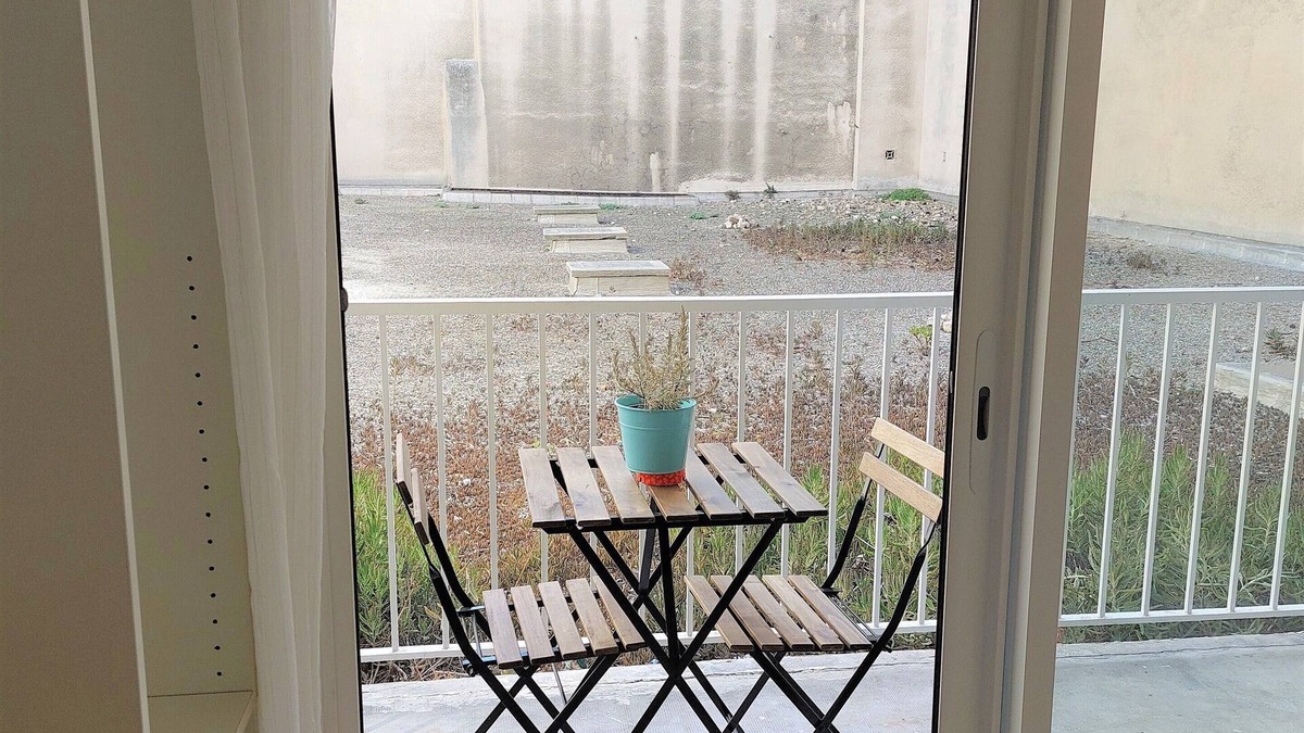 Saint-Lambert Apartment | Studio Notre Dame - Terrace & A/C