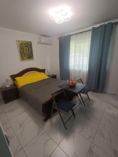 Zalau Apartment | Studio NOVA - Private parking - Self check in