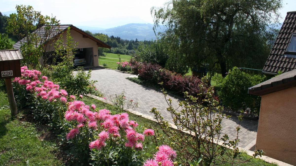 Viuz-la-Chiesaz Apartment | Studio of 30 m² in detached house