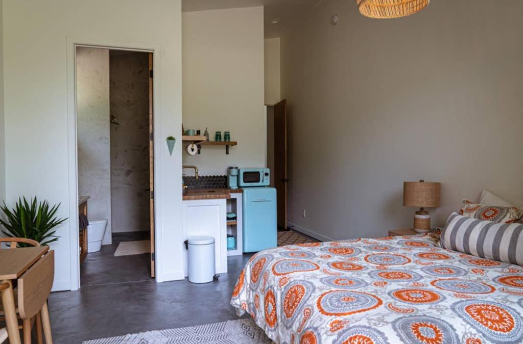 Chewelah Apartment | Studio on the Fairway Chewelah Golf Course