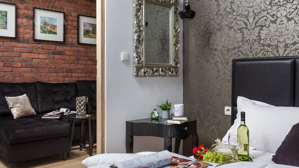 City Centre Apartment | Studio Ornament - Studio Apartment, Sleeps 2