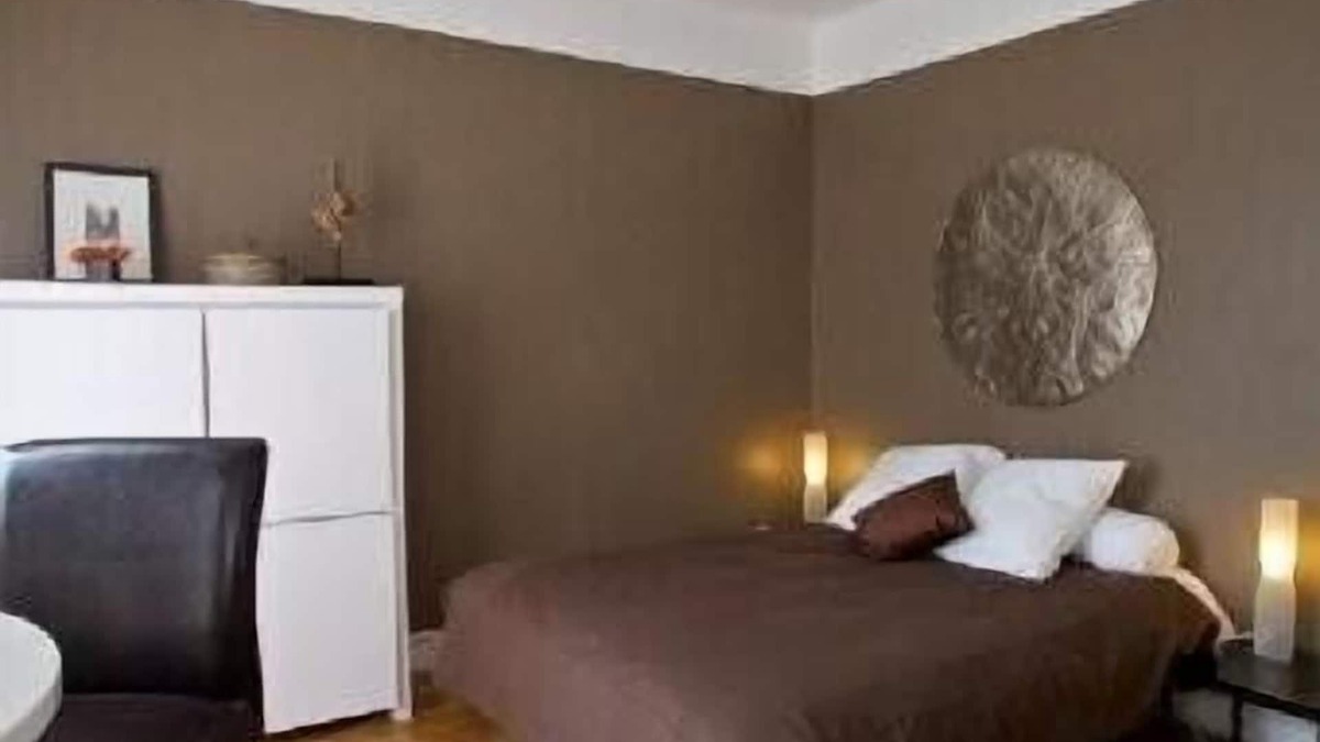 Vincennes Apartment | STUDIO PARIS VINCENNES DESIGN AND IDEALLY SITUATED