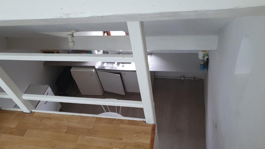 Charleville-Mezieres Apartment | Studio petit pont