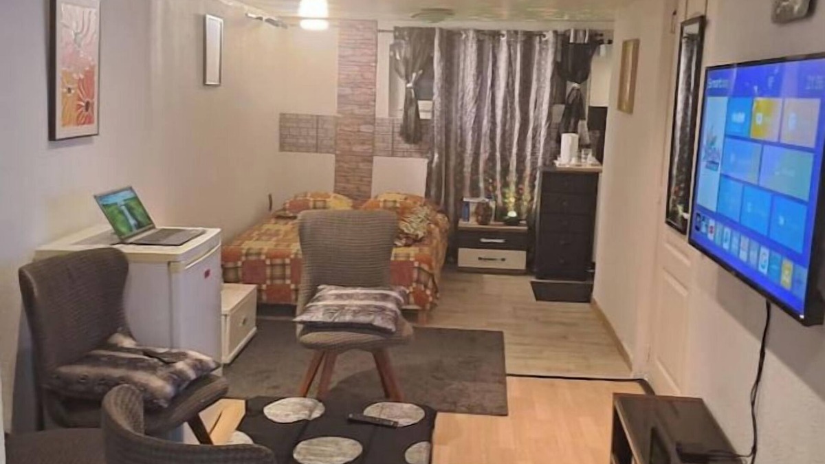 Goussainville House | Studio - Private room with tv canal+