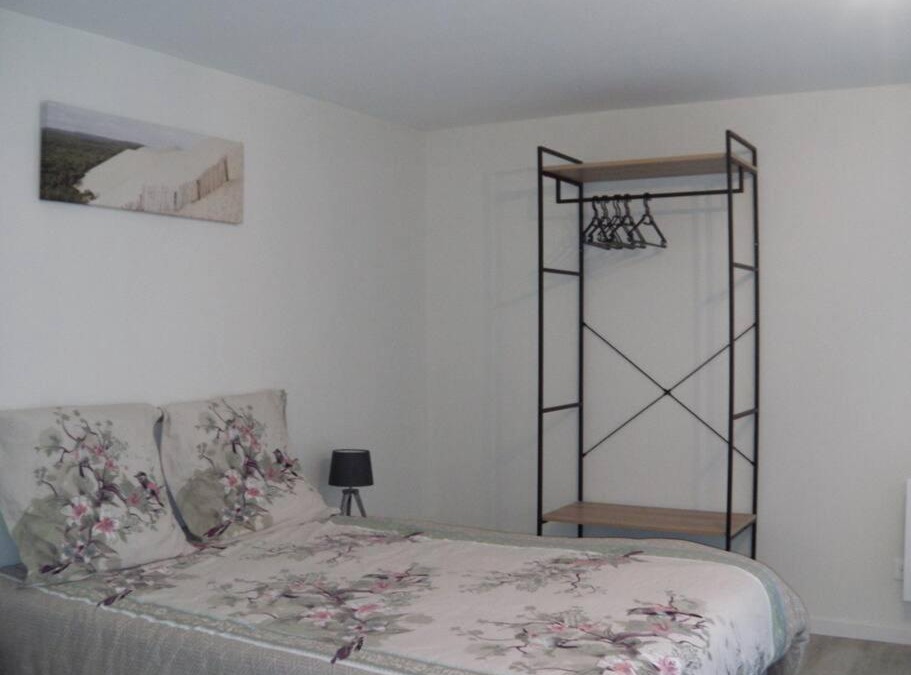 Noaillac Apartment | Studio proche sortie autoroute