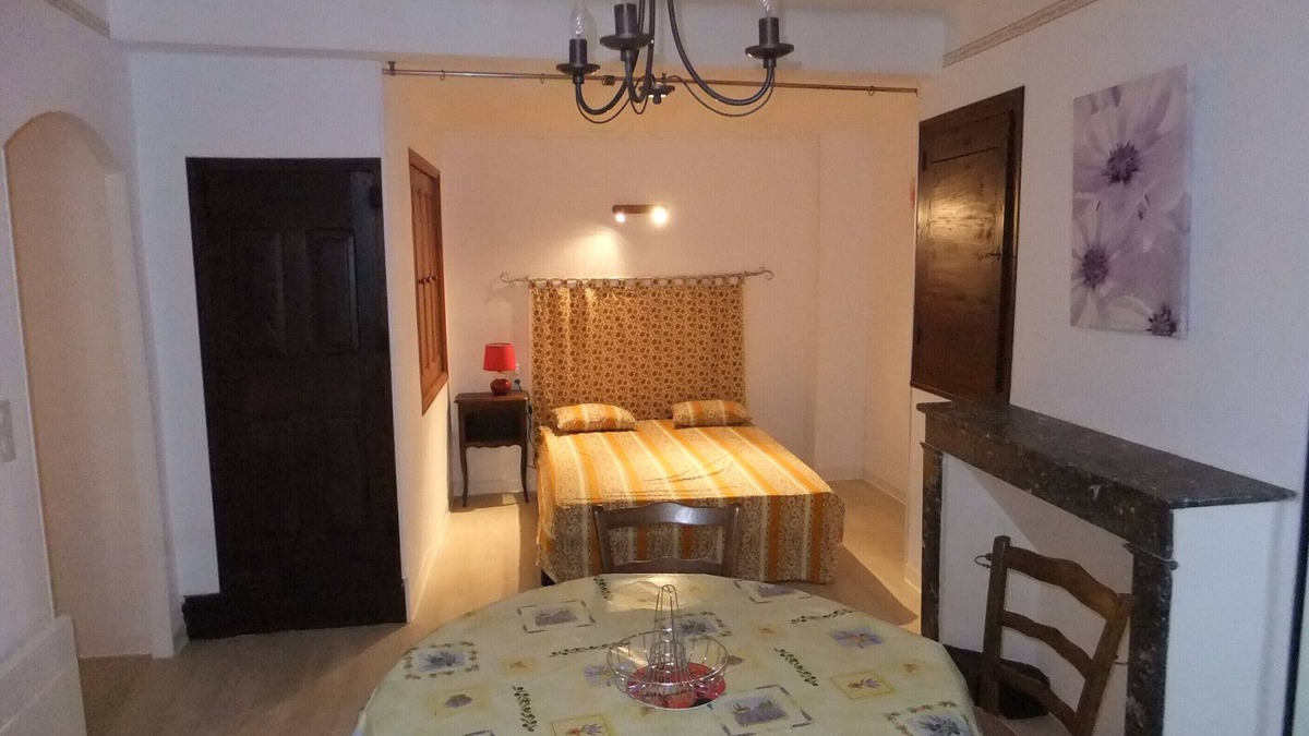 Moustiers-Sainte-Marie Apartment | studio rental in Moustiers sainte marie