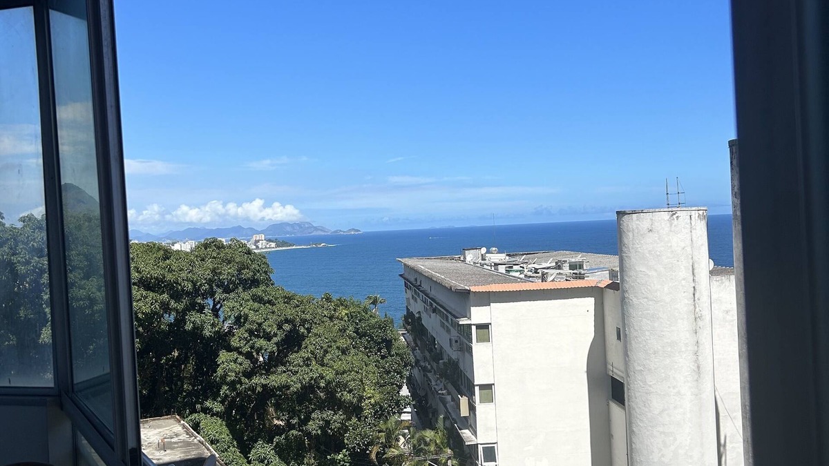 Vidigal Apartment | Studio red "viva la Vida"
