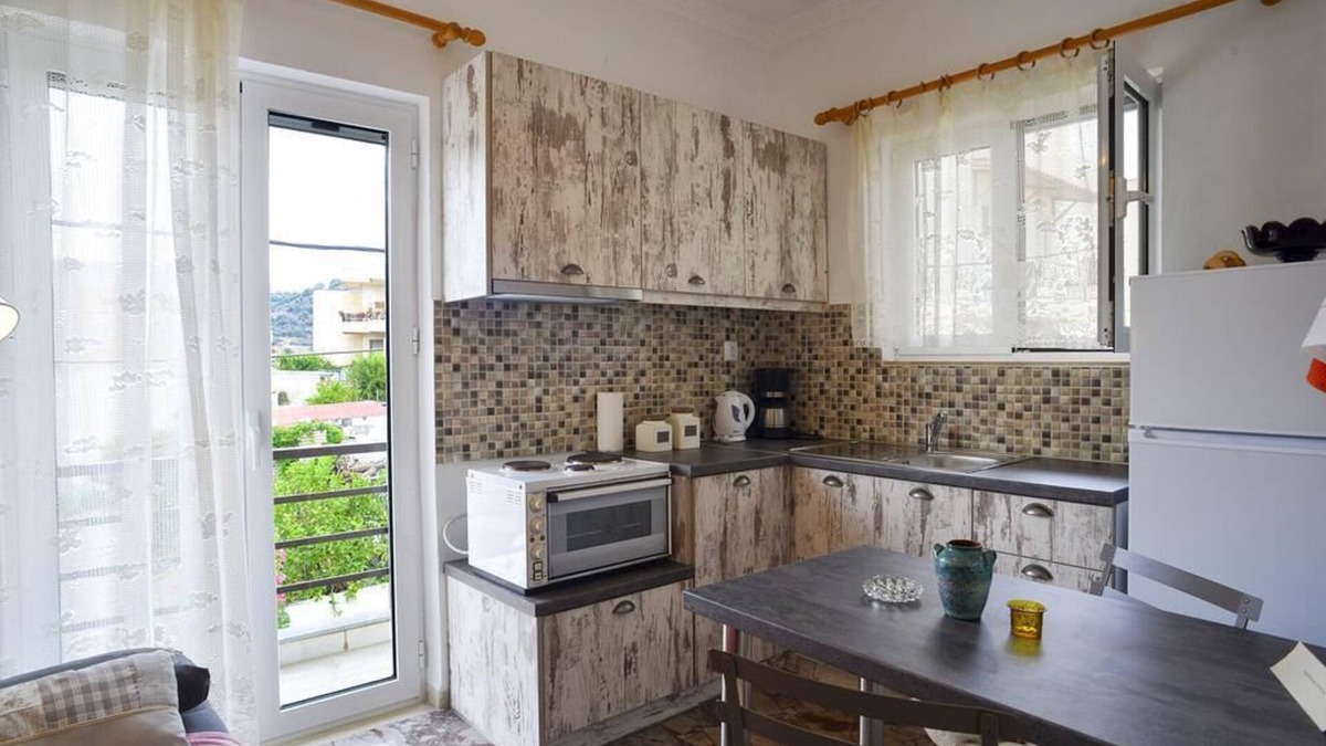 Palekastro Apartment | Studio Romantique en Centre-ville, à 5 Minutes de la Plage!