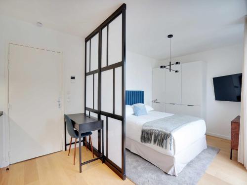 Levallois-Perret Apartment | Studio Sleek & Refined - Levallois-Perret