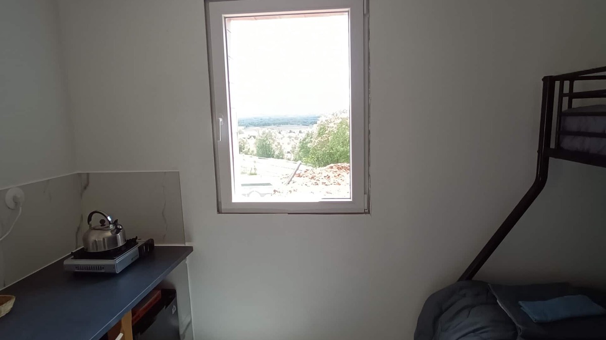 L'Hopital-du-Grosbois Apartment | Studio Soleil Levant au Domaine de Tara. Animaux Acceptés