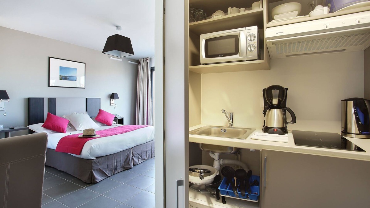 Le Rouet Apartment | Studio Spacieux | 200m de L'Avenue du Prado