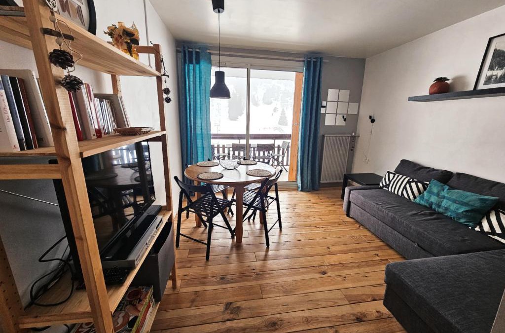 Saint-Etienne-en-Devoluy Apartment | Studio sud 5 personnes superdevoluy pied des pistes