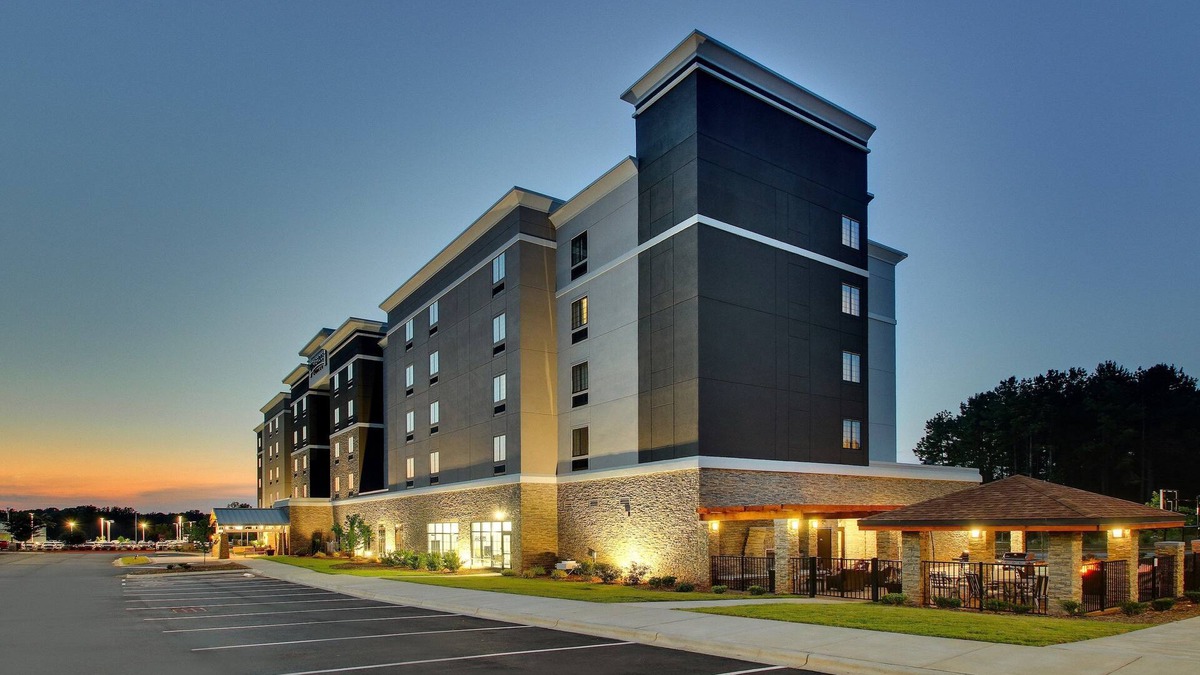 Rock Hill Apartment | Studio Suite | Free Breakfast + Pool