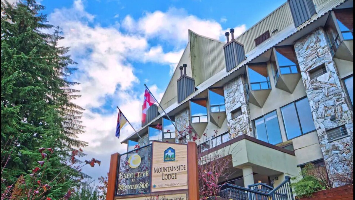 Whistler Village Resort | Studio Suite in the Heart of Whistler Village