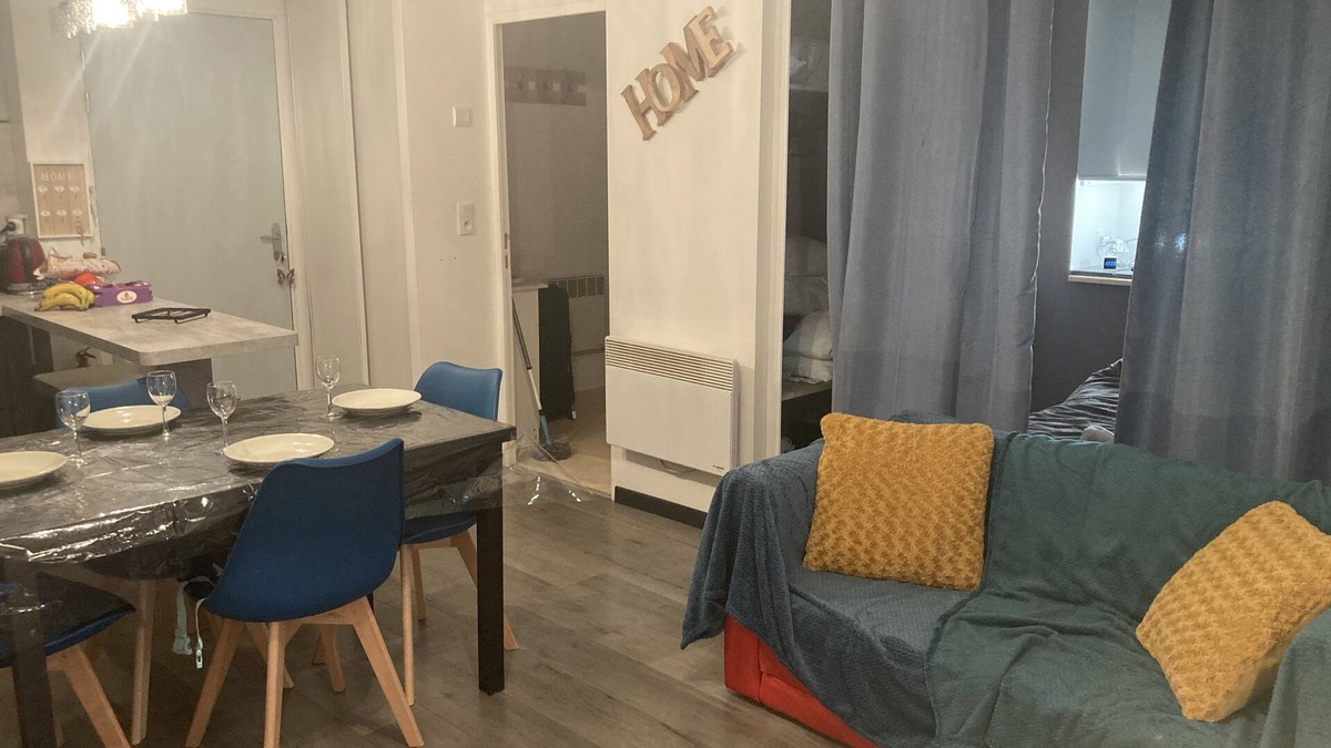 Arreau Apartment | Studio sur la Neste" in downtown Arreau