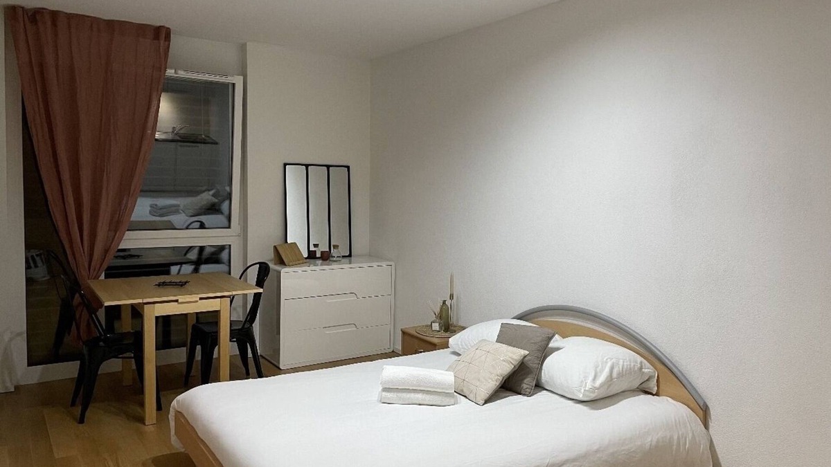 Prilly Apartment | Studio Sympa Avec Place de Park ! Proche Lausanne