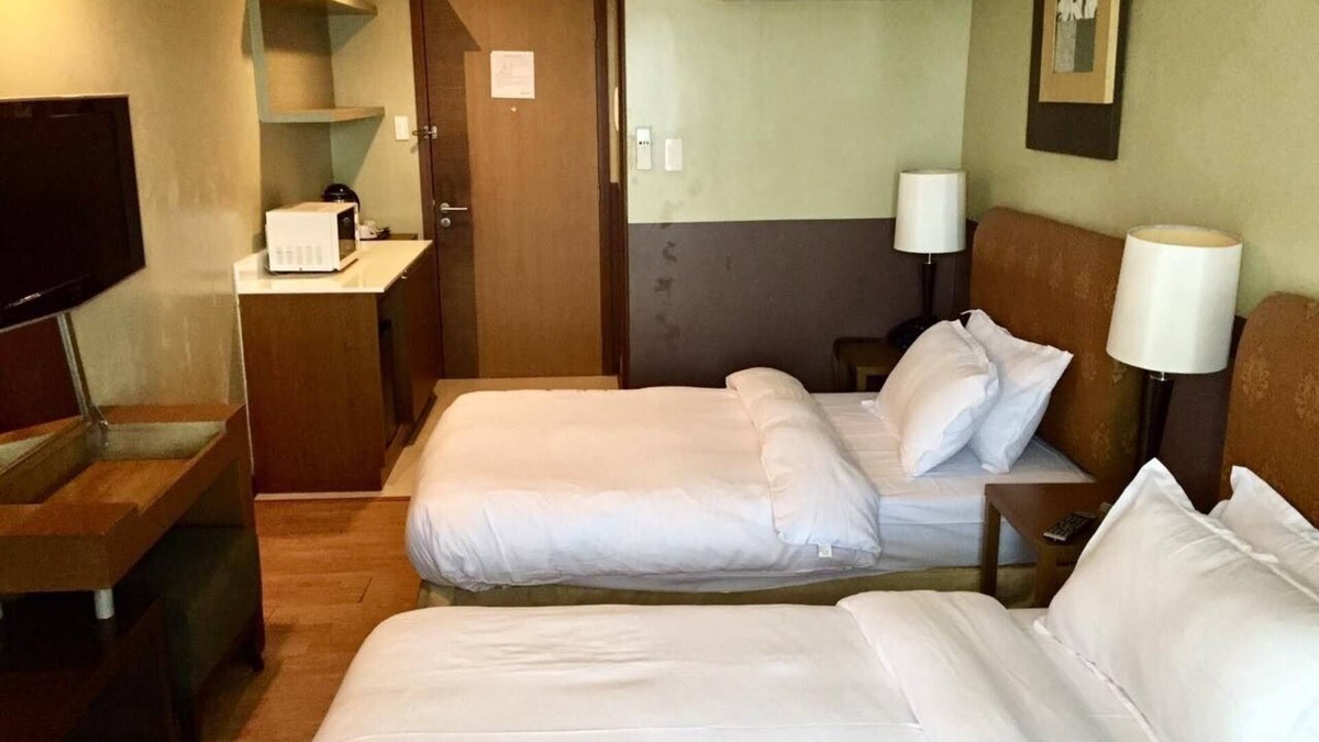 Canlubang Apartment | Studio Twin Bed Condotel - Hotel Quality
