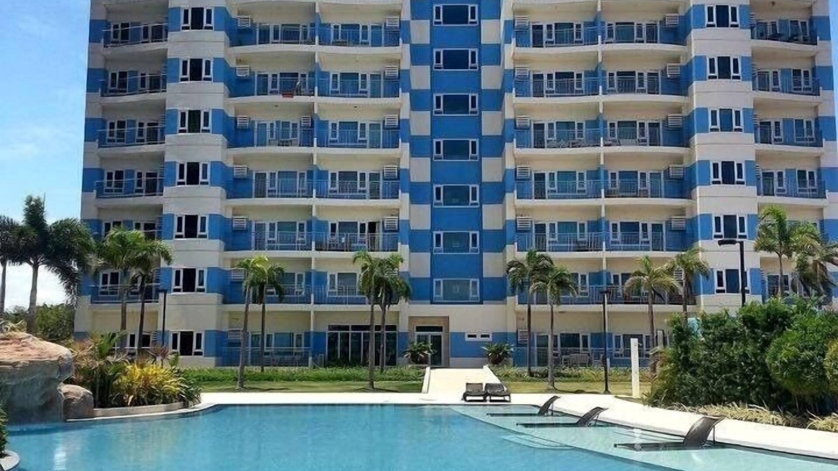 Punta Engano Apartment | Studio Unit in Amisa Private Residences