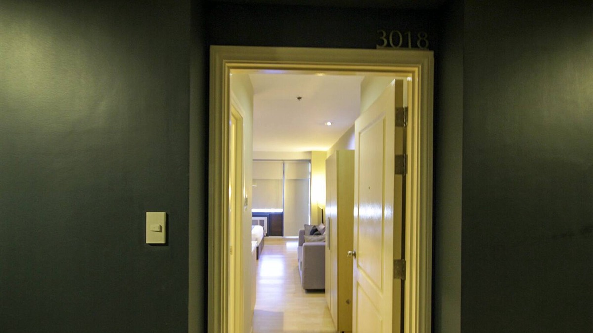 Valenzuela Condo | Studio unit in Makati @ Gramercy 3018