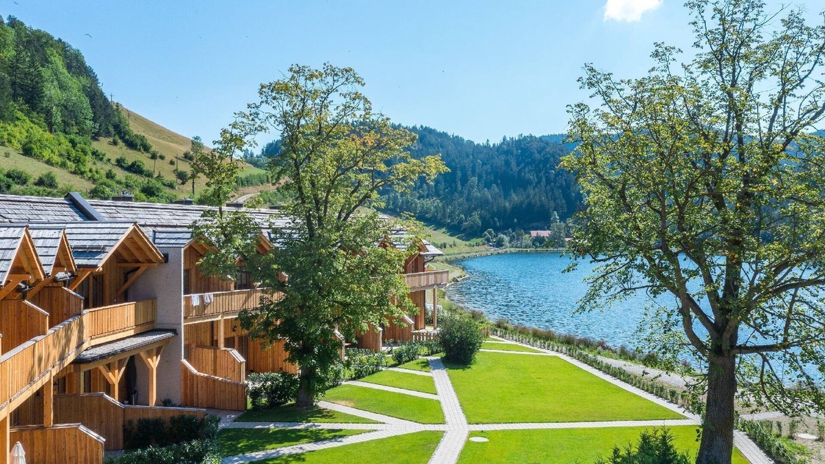Puchberg Am Schneeberg Apartment | Studio with lake view - CHALET am Schneeberg See