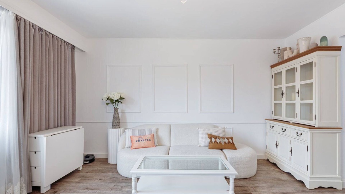 Limpertsberg Apartment | Studio w/Balcony, Washer & Walk-In Shower