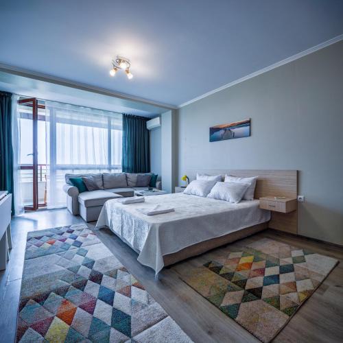 Shkorpilovtsi Apartment | Studio Wave 35