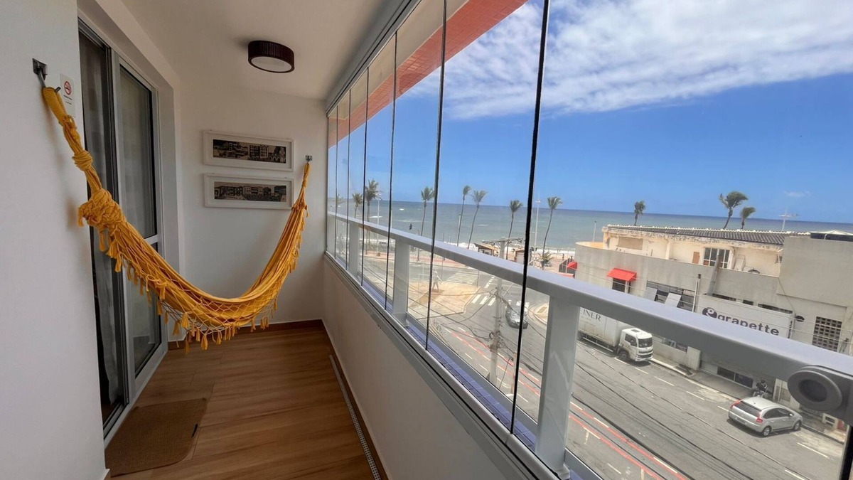 Amaralina Apartment | Studio with balcony and sea view, with pool in Salvador