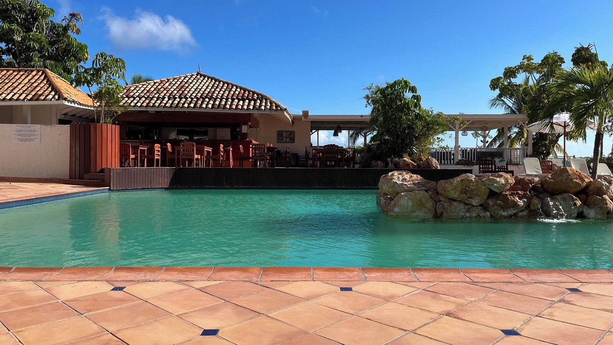 Maho Apartment | Studio with breathtaking sea view and swimming pool