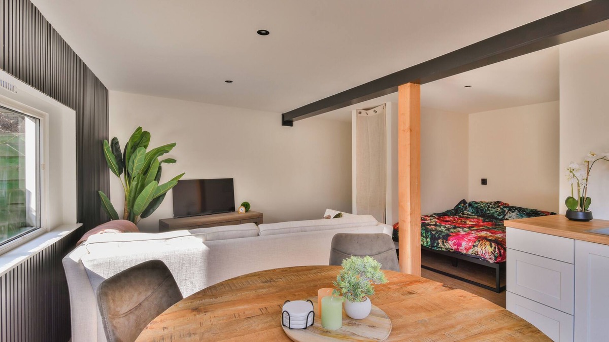 Alkmaar Apartment | Studio with garden, near Station, Center Alkmaar