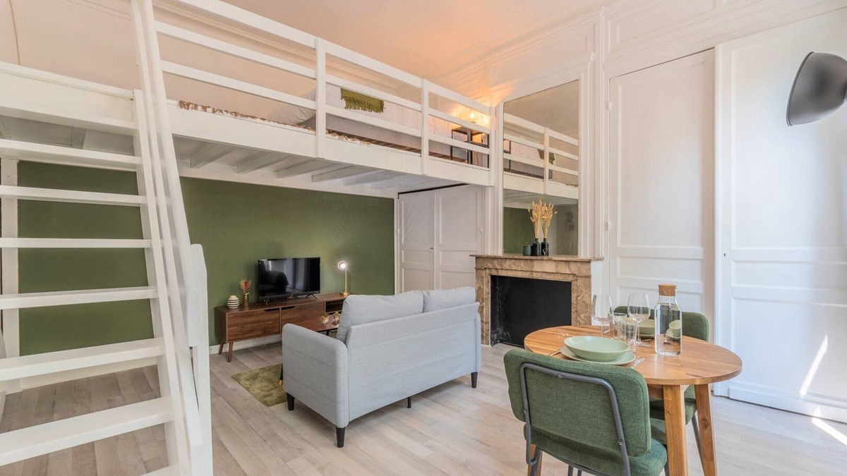 Vauban Esquermes Apartment | Studio with mezzanine 150m from the metro